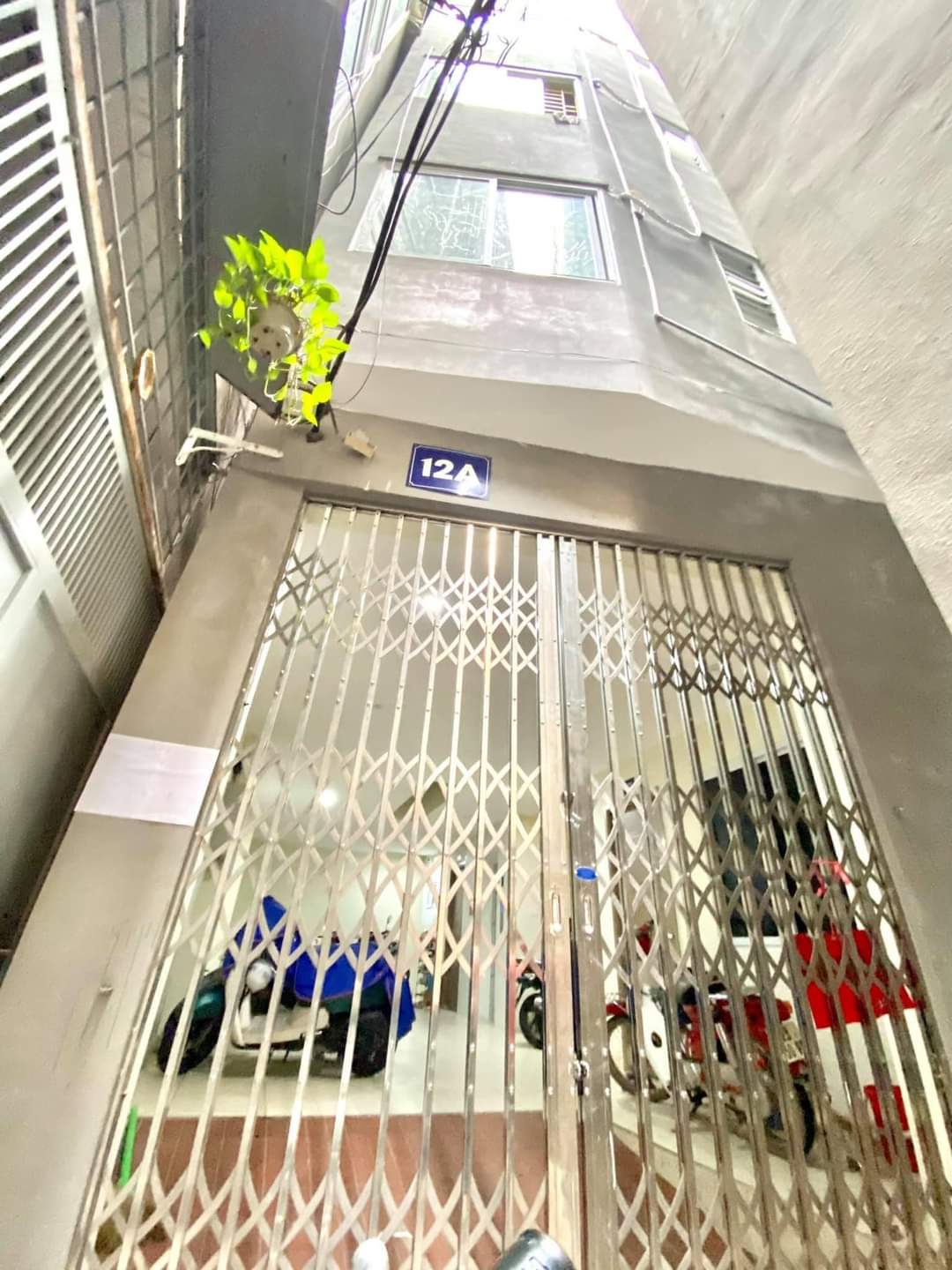 CCMN 5 TẦNG THANG MÁY-DÒNG TIỀN 60tr/th-TÂY SƠN-ĐỐNG ĐA-DT 84m2-6T-MT 7,3m-Giá 10 tỷ.