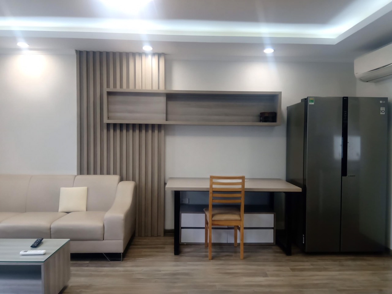 Bán Nhà 7 Tầng Phố Đỗ Quang Cầu Giấy, 100m2, MT 7.5m, ô tô tránh, giá 22.9 Tỷ