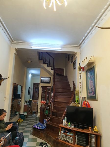 Bán nhà mặt phố Yên Hoa – 68m2 x 4 tầng- Giá 32 tỷ