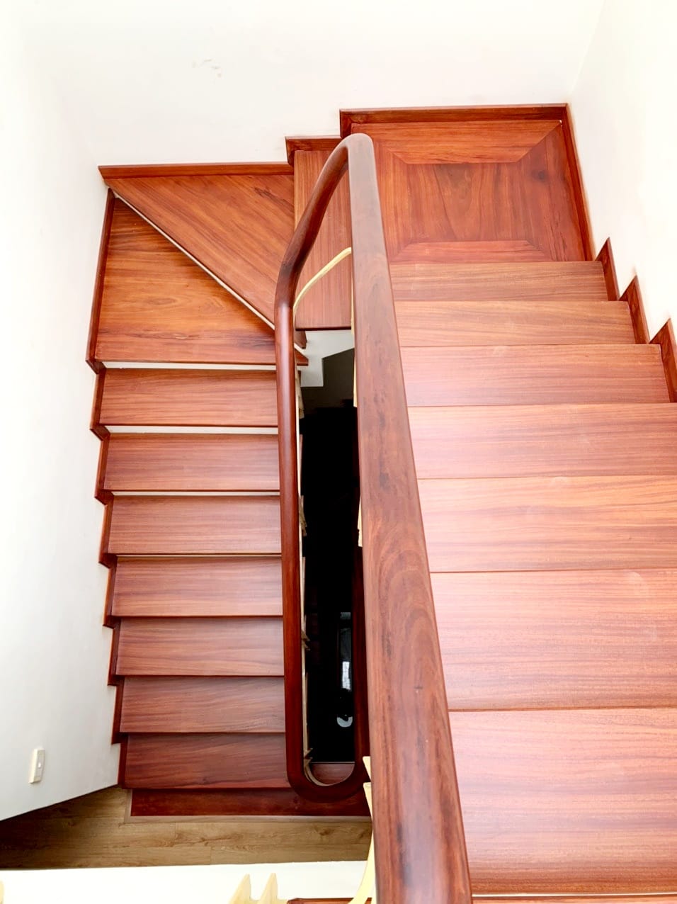 Bán nhà sát MP Triệu Việt Vương, Hai Bà Trưng, Ô tô, ở và kinh doanh rất tốt, 13.1 tỷ