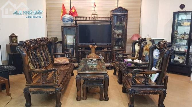 BÁN NHÀ MẶT PHỐ HOÀNG QUỐC VIỆT, 7 TẦNG, 10M MẶT TIỀN, GIÁ CHỈ 11.7 TỶ