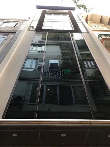 Bán nhà Mặt phố Nguyễn Văn Huyên. DT 110m; mt 9,2m; 7 tầng, giá 44 tỷ