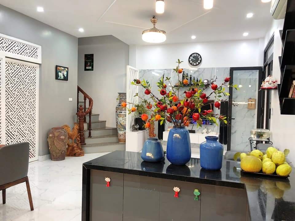 BAO GIÁ RẺ NHẤT! MP GIÁP BÁT 100M2 X 4 TẦNG, Ô TÔ TRÁNH, KINH DOANH SẦM UẤT NGÀY ĐÊM, GIÁ 12 TỶ