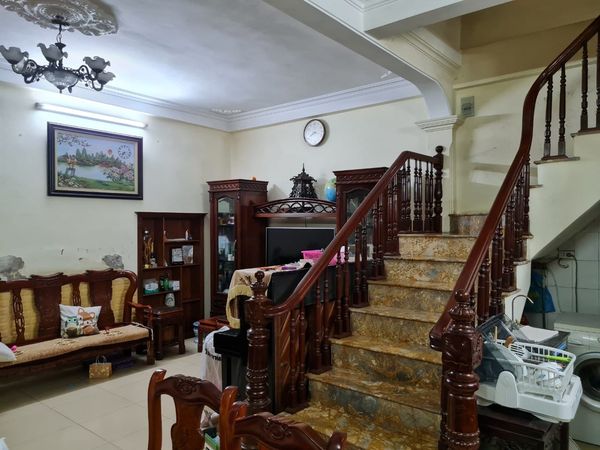 Bán nhà mặt tiền siêu rộng tại Phố VIP Xã Đàn, 66m2 x 4 tầng, mặt tiền 8m