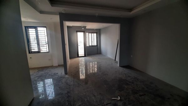 Bán nhà Lạc Long Quân – 98m2 x 9 tầng- Giá 22.5 tỷ