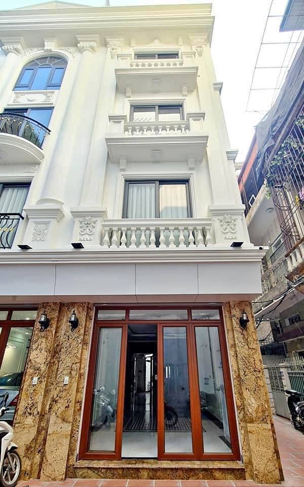 BÁN BIỆT THỰ SÂN VƯỜN NGUYỄN KHÁNH TOÀN- NGÕ Ô TÔ- DT 75M2* MẶT TIỀN 5M.