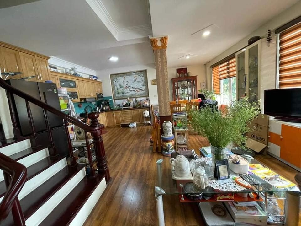 BÁN NHÀ NGUYỄN XIỂN 12 TỶ