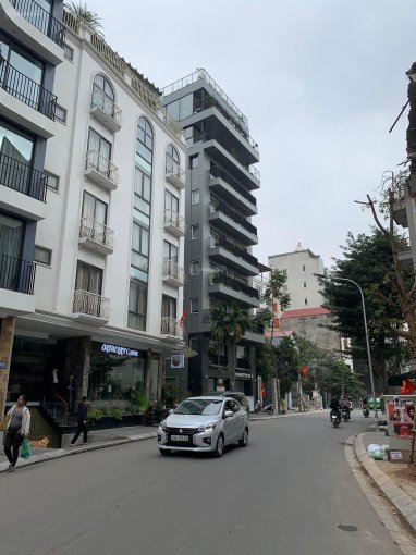 Bán nhà mặt phố Tô Ngọc Vân, 330m2, mặt tiền 15m, view Hồ Tây - hồ Quảng Bá