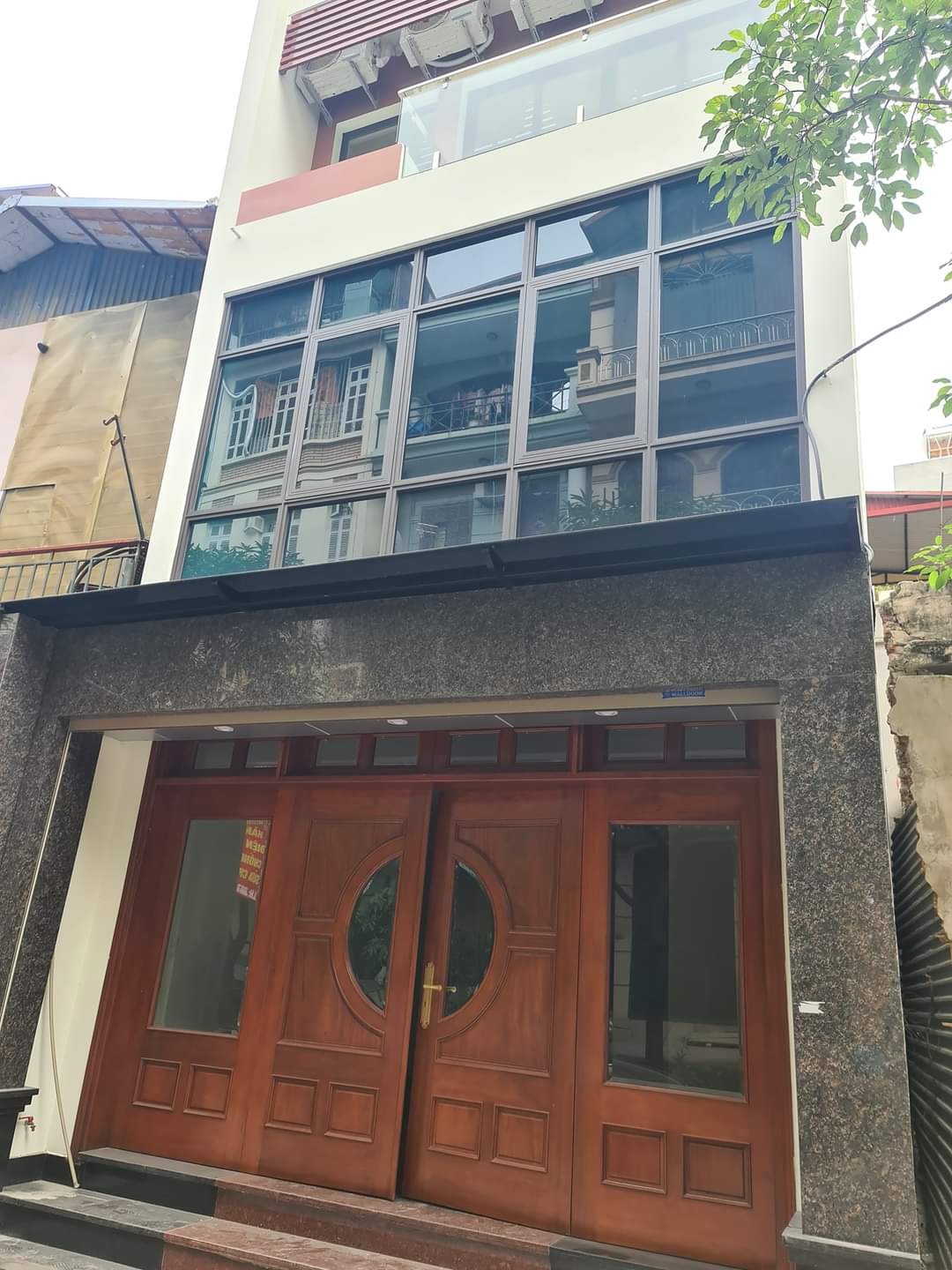 MẶT NGÕ ÔTÔ TRÁNH KINH DOANH TỐT-LẠC LONG QUÂN- CẦU GIẤY-DT 50m2-7T-MT 5m-Giá 15,5 tỷ.