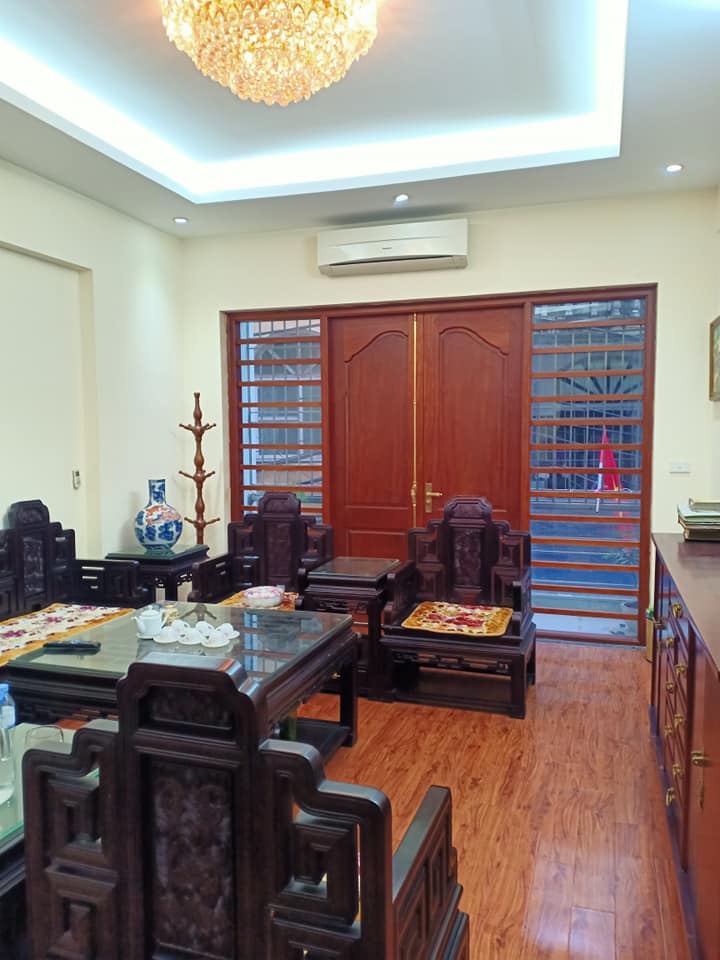 Trung tâm Đống Đa, Hoàng Cầu, 7T, Nhà đẹp, thang máy, kinh doanh đỉnh. 16.5 tỷ.