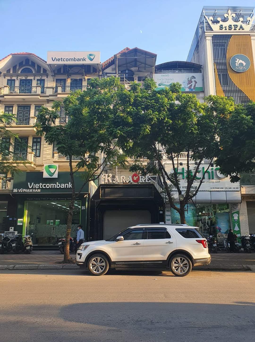 MẶT PHỐ KINH DOANH BẤT CHẤP-VŨ PHẠM HÀM- CẦU GIẤY-DT 142m2-5T-MT 5,5m-Giá 55 tỷ.