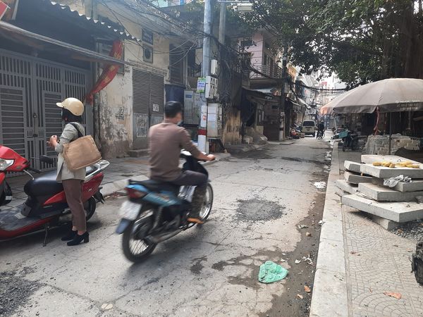 Bán nhà C4 phố Lương Khánh Thiện – 98m2 x MT 7.2m- Giá 11 tỷ