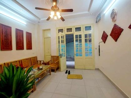 Bán nhà riêng đường Nguyễn Văn Cừ , giá 16tỷ.