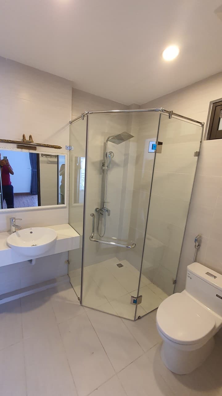 Bán nhà mặt phố Phan Chu Trinh, Trần Hưng Đạo Hoàn Kiếm 35m, 5 tầng, giá 27.5 tỷ.