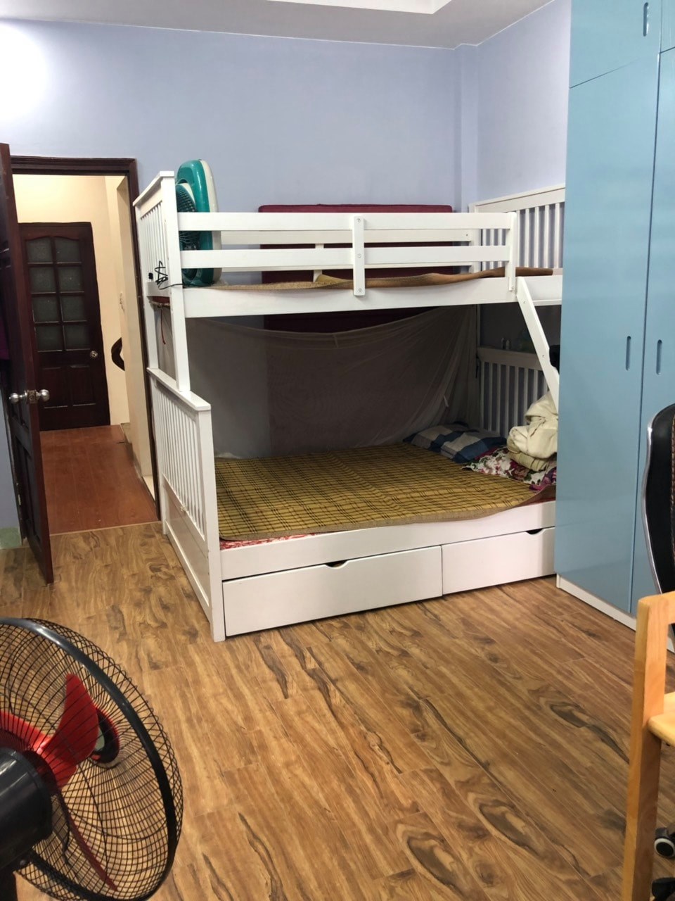 Bán biệt thự phố Đặng Thai Mai:Bể bơi,gara ô tô,sân vườn,phải nói là siêu phẩm,120m2x4T
