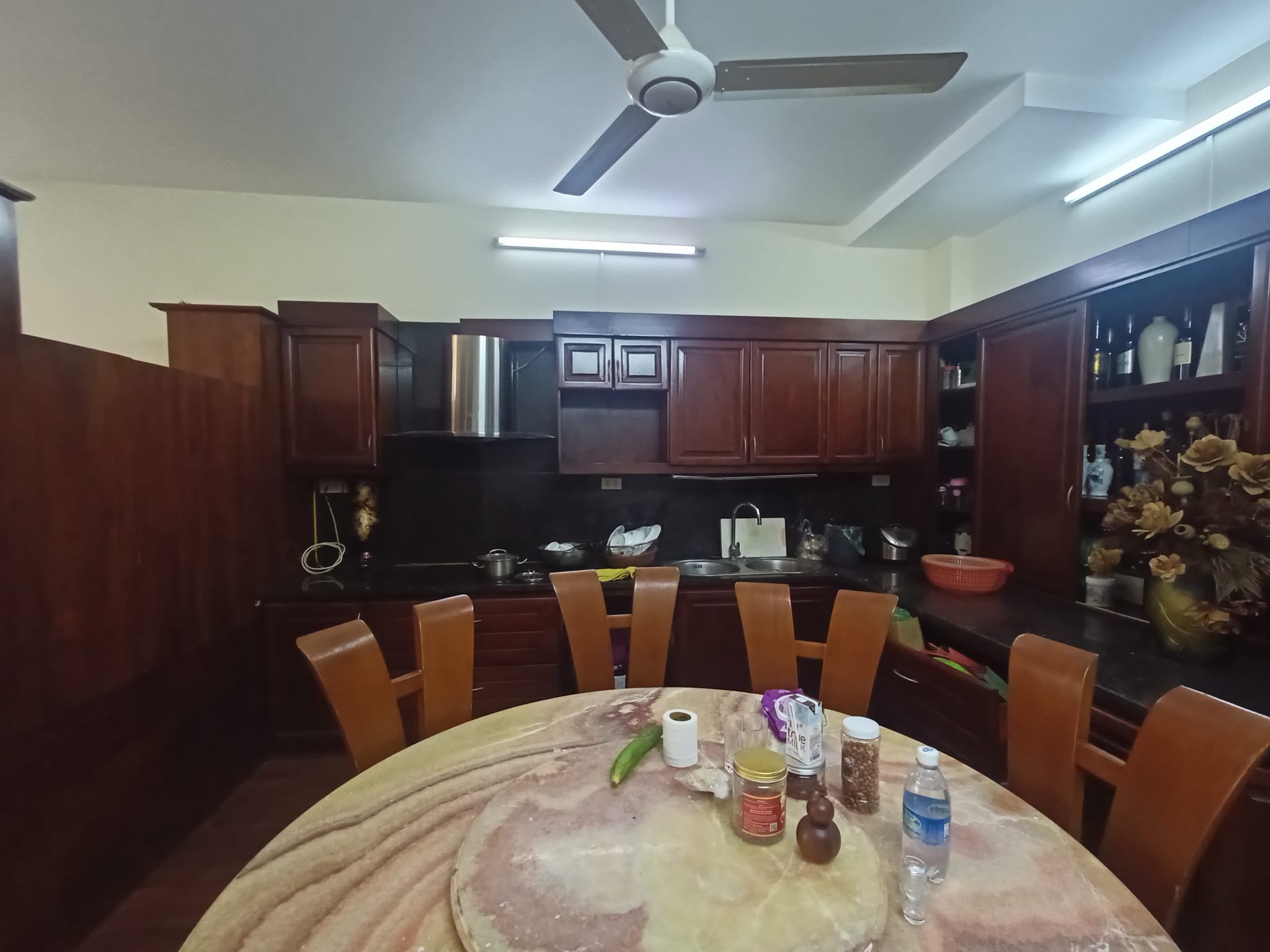 Bán nhà kinh doanh đỉnh phố Doãn Kế Thiện, 6 tầng, 58m2, nhỉnh 12 tỷ