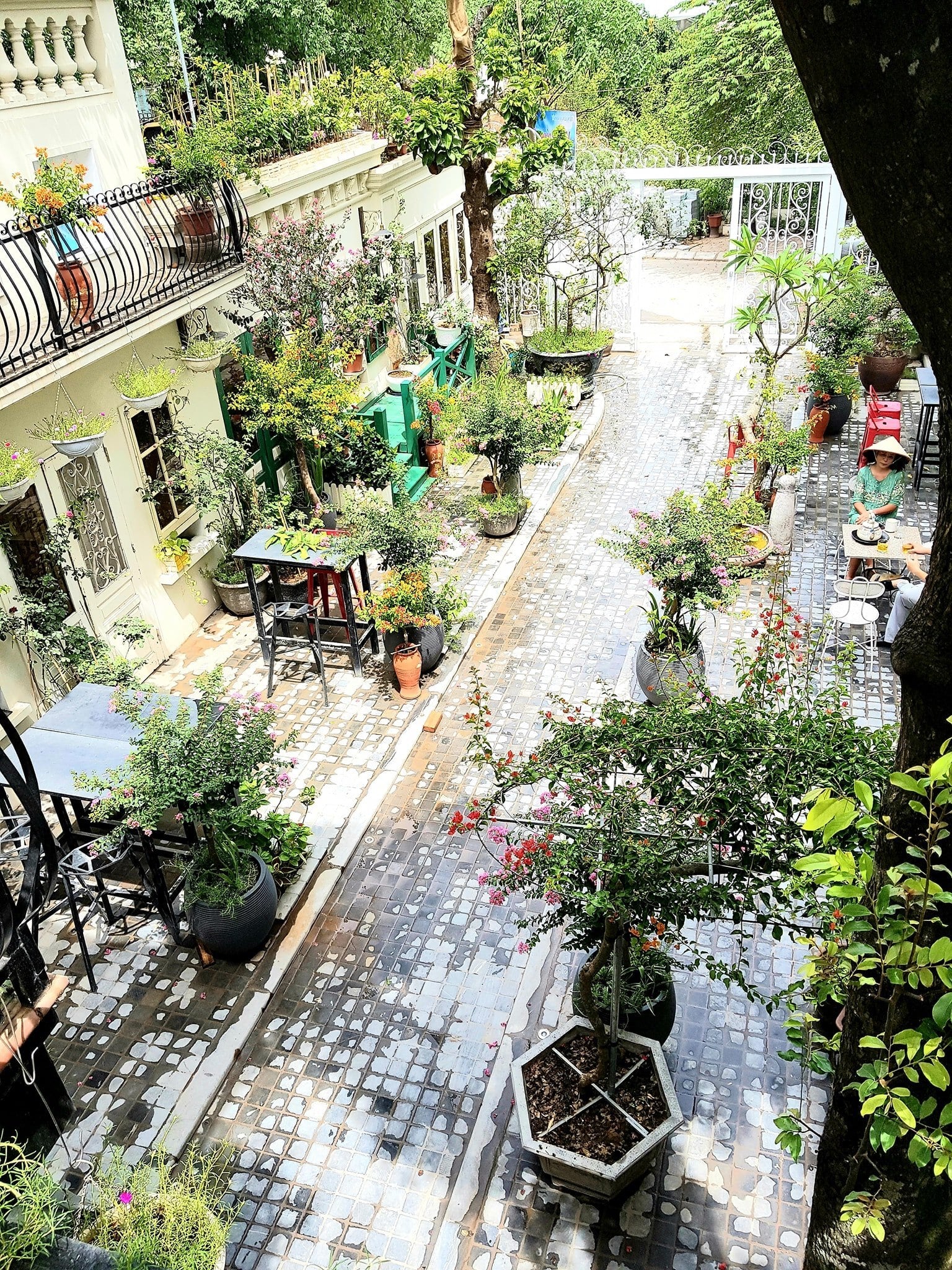 CC CẦN BÁN NHÀ Q7, GẦN CHỢ TÂN MỸ, 1 TRỆT 3 LẦU, 6PN, ĐƯỜNG TRƯỚC NHÀ RỘNG RÃI XE HƠI VÀO TẬN CỬA