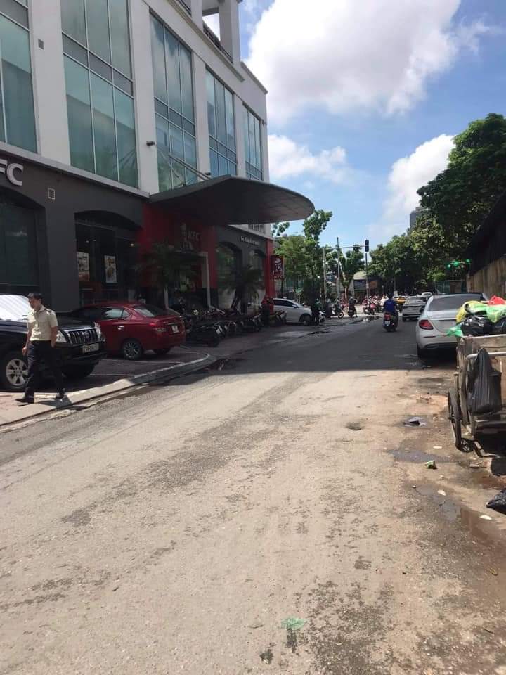 MẶT NGÕ ÔTÔ TRÁNH KINH DOANH- HOÀNG QUỐC VIỆT- CẦU GIẤY- 80m2-2T-MT 7,7m-Giá 14 tỷ.