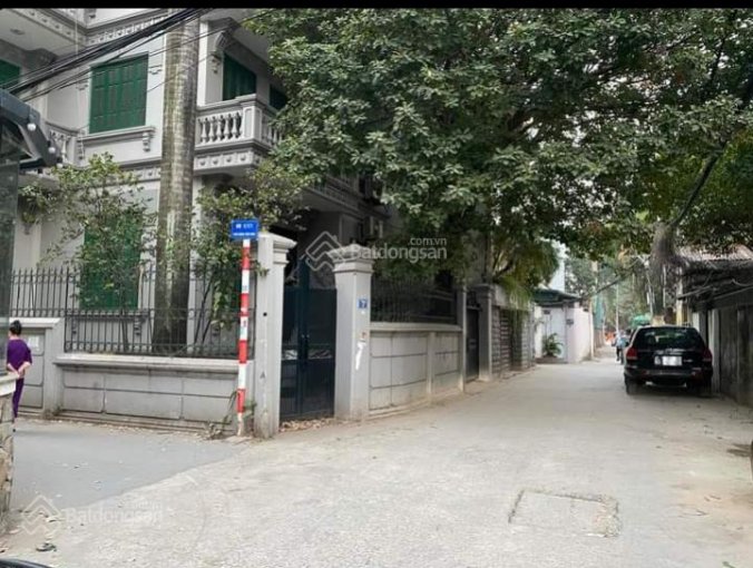 Bán đất tặng nhà phố Văn Cao, vỉa hè, KD, oto tránh, 68m2, 3T, MT 4m, giá 14.5 tỷ