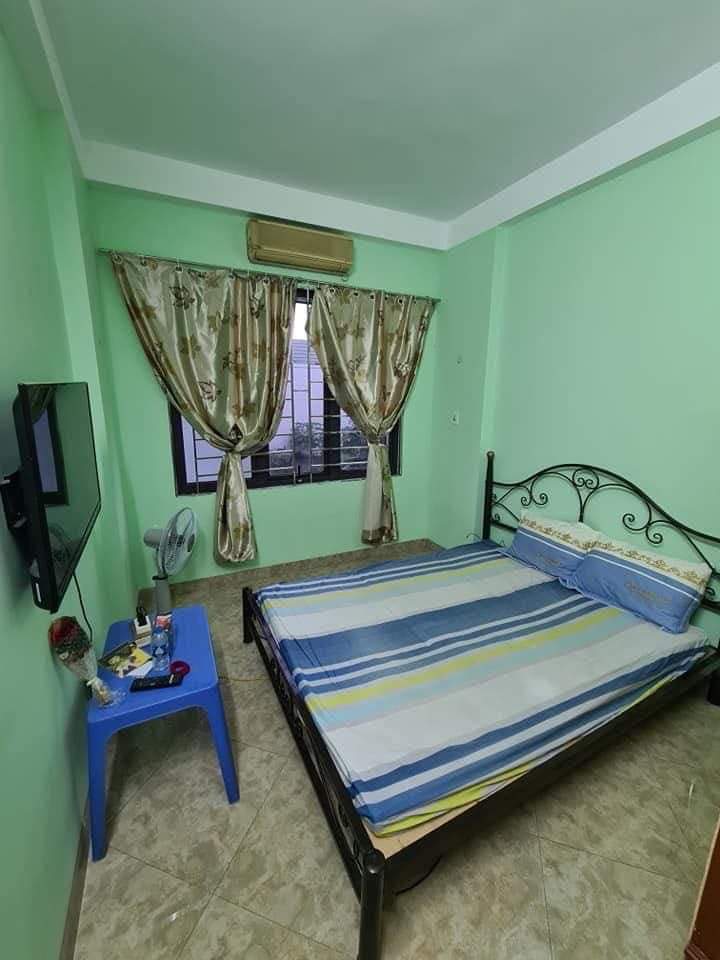 Cam kết chỉ còn căn duy nhất, dt: 148m2, ban công rộng view hồ bơi