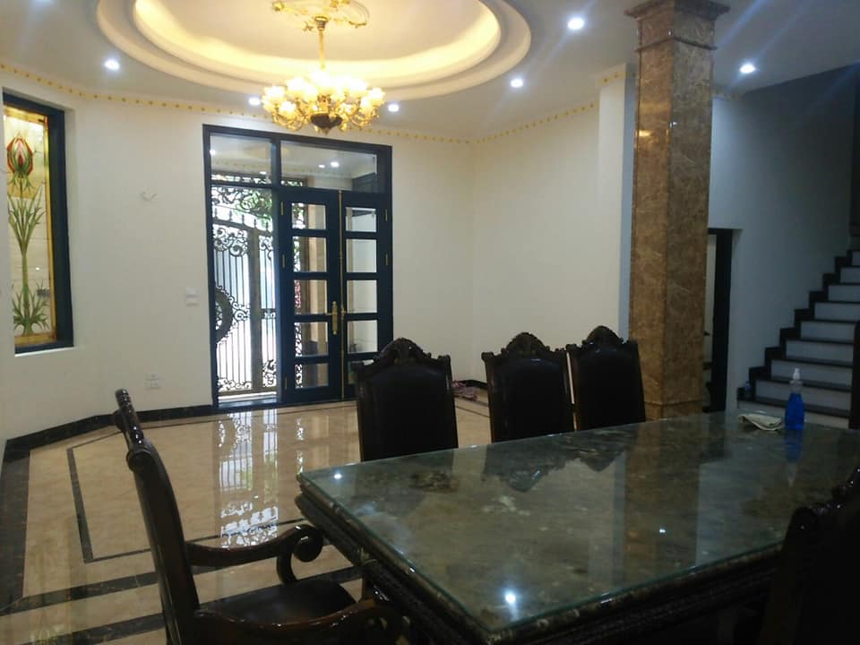 126m2