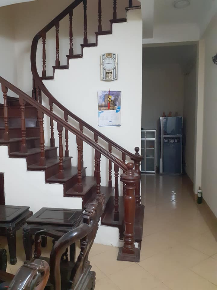 121m2