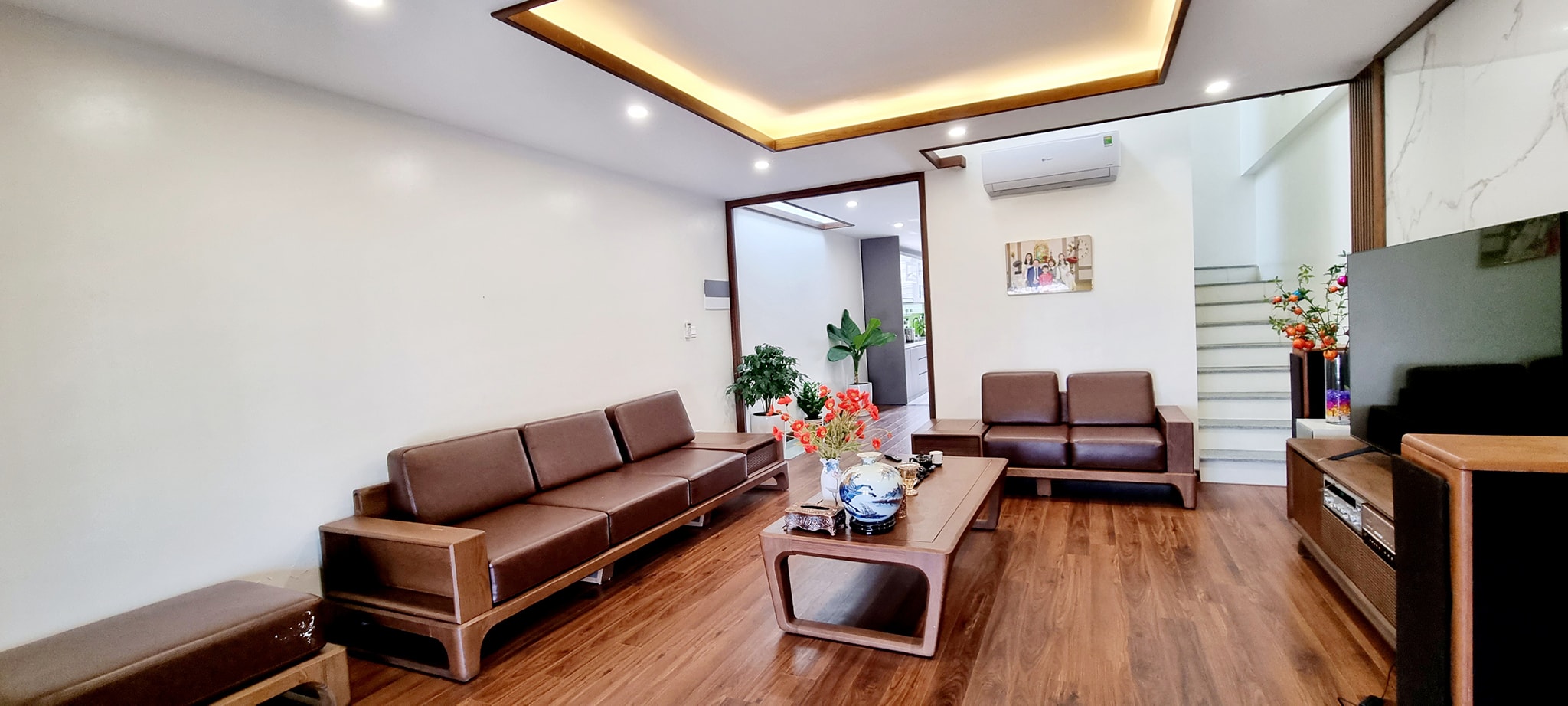 SIÊU PHẨM NHÀ ĐẸP - 6 TẦNG THANG MÁY - NỘI THẤT XỊN XÒ - VỈA HÈ KINH DOANH - TIỀM NĂNG TĂNG GIÁ CAO.