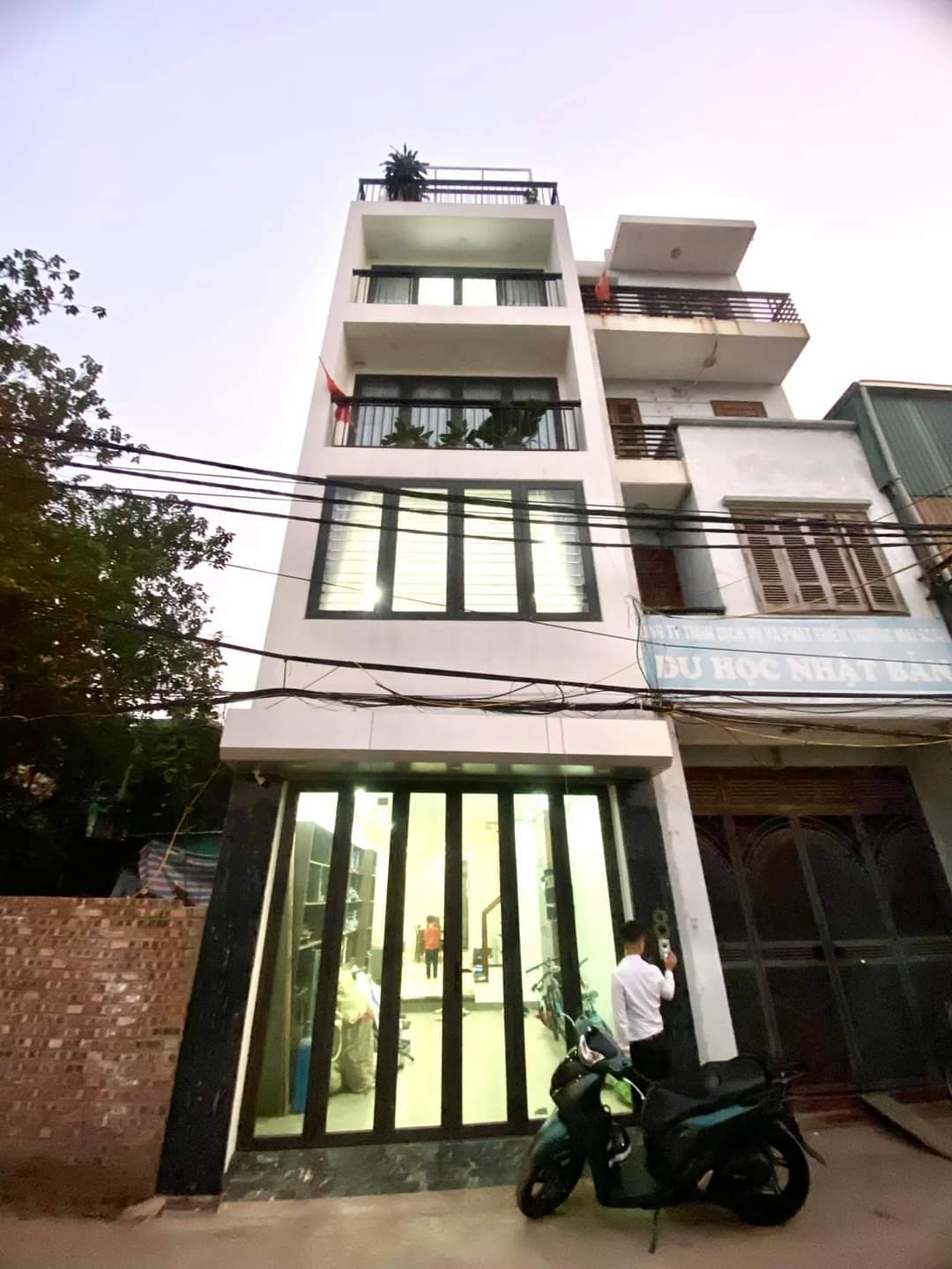 NHÀ XÂY MỚI 6 TẦNG THANG MÁY-ÔTÔ KINH DOANH- VĨNH HƯNG- HOÀNH MAI-DT 60m2-6T-MT 4m-Giá 10 tỷ.