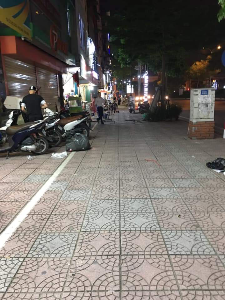 MẶT PHỐ KINH DOANH BẤT CHẤP MỌI LOẠI HÌNH-Ô CHỢ DỪA-ĐỐNG ĐA-DT 63m2-7T-MT 4,2m-Giá 40 tỷ.