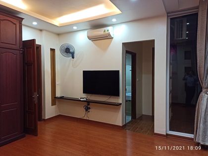 Bán Nhà Mặt Phố Nguyễn Văn Cừ - 60m2 - 3 Tầng Kinh Doanh - Vải hè 8M