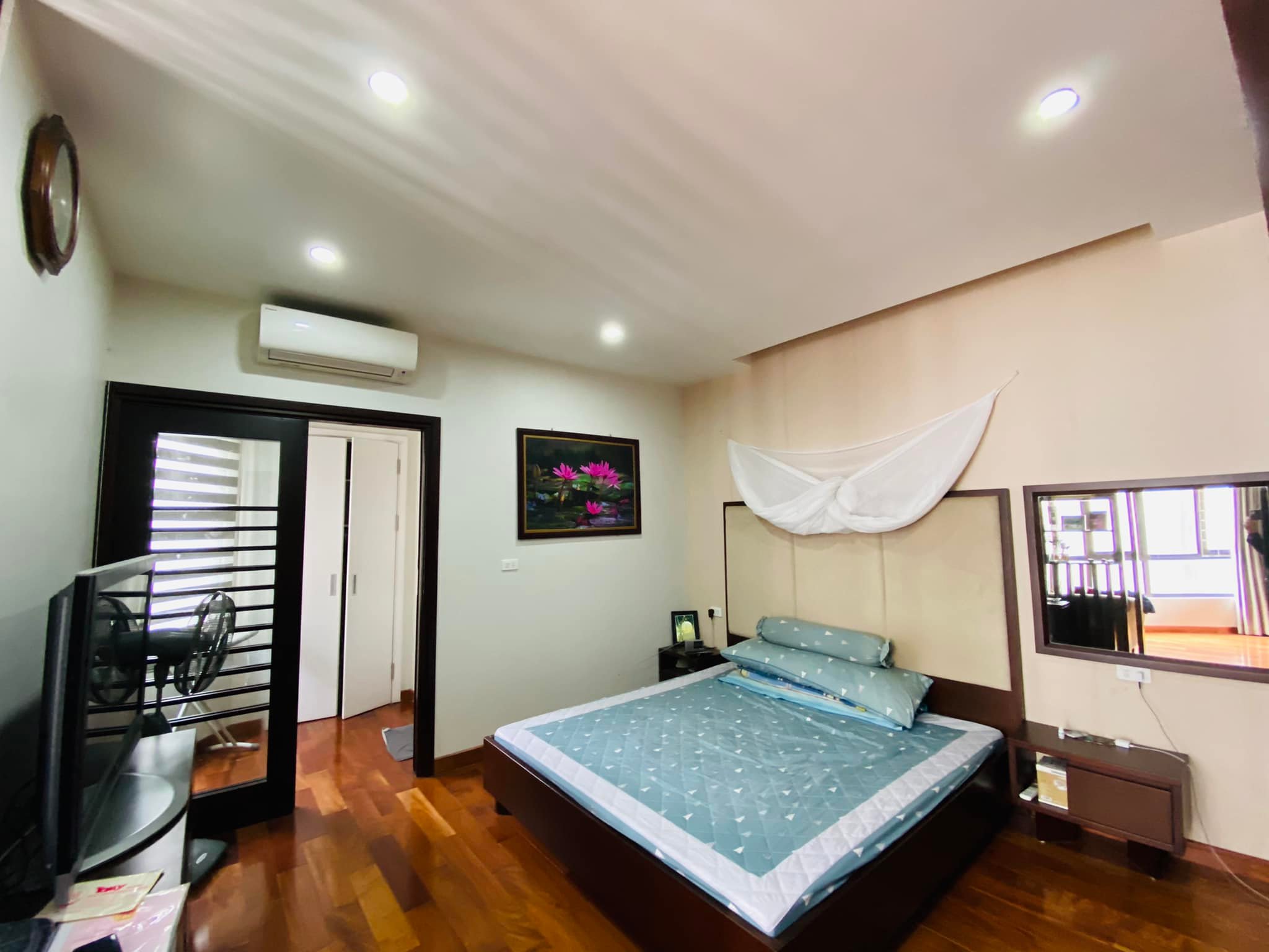 Bán nhà ngõ Trung Kính, Dt 94m2, 6 tầng, Mt 5m, Giá 22 tỷ