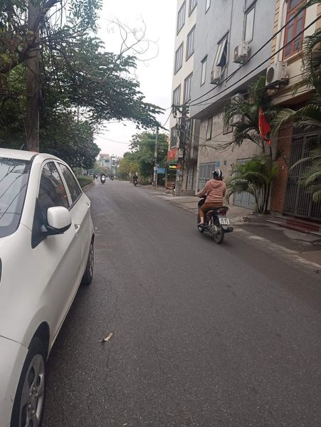 Bán nhà Kim Giang, 110m2, mặt tiền 6m, 12 tỷ