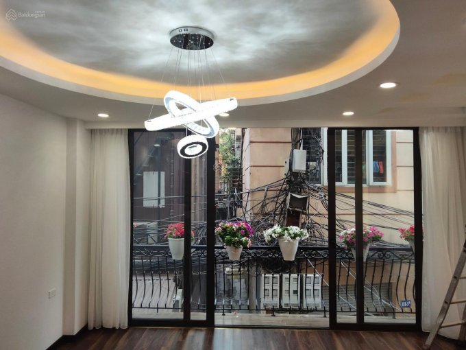 8 tầng thang máy, mặt phố Khuất Duy Tiến, vỉa hè 7m, 150m2 chỉ 32 tỷ.