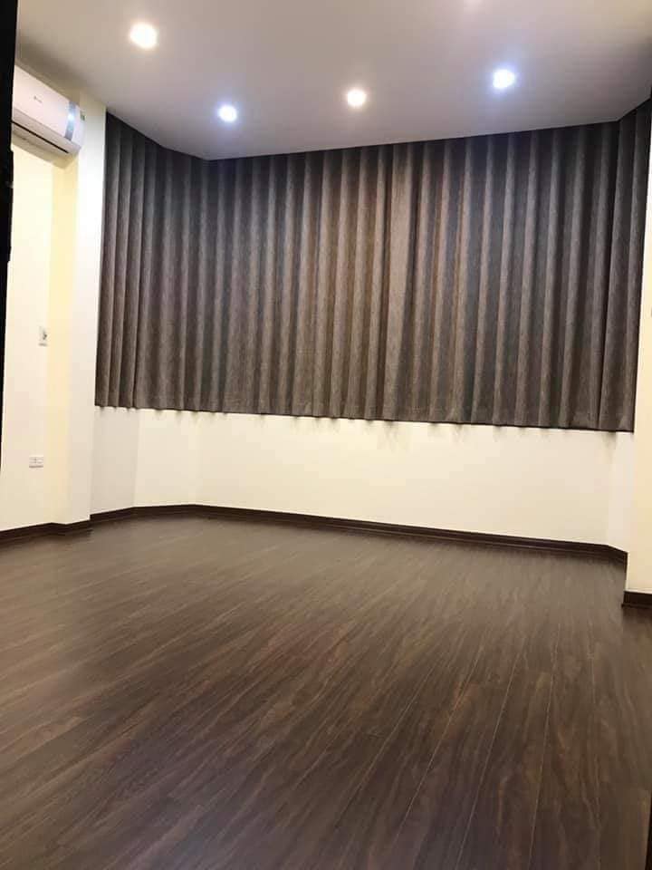 Nhà mặt phố Nguyễn Phong Sắc 58M2-KD dòng tiền-Nở hậu-5 tầng-25.5 tỷ