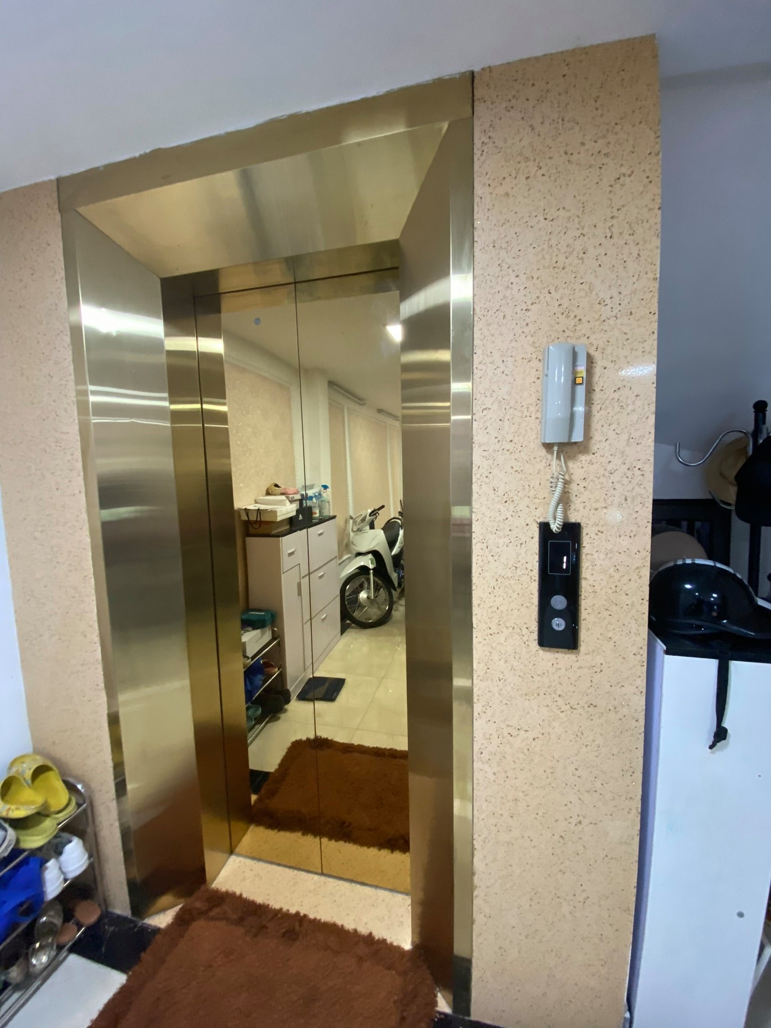 Bán nhà Mặt Phố Kim Giang, Thanh Trì diện tích 110m2 mặt tiền 5m giá 15tỷ