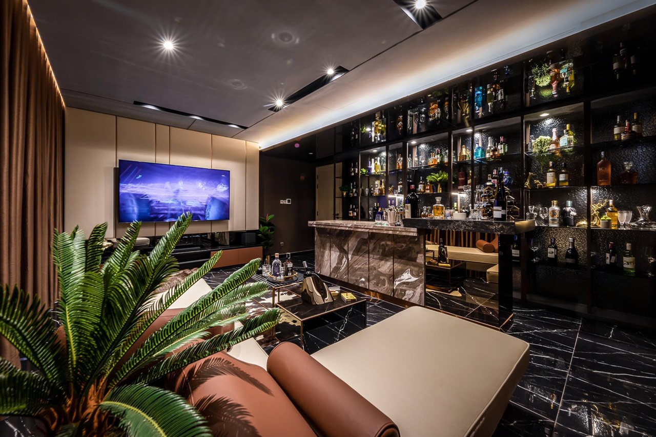 Bán Toà căn hộ DV 198m2 10 tầng Đào Tấn Ba Đình chỉ 47.8 tỷ lãi dòng 300 tr/tháng