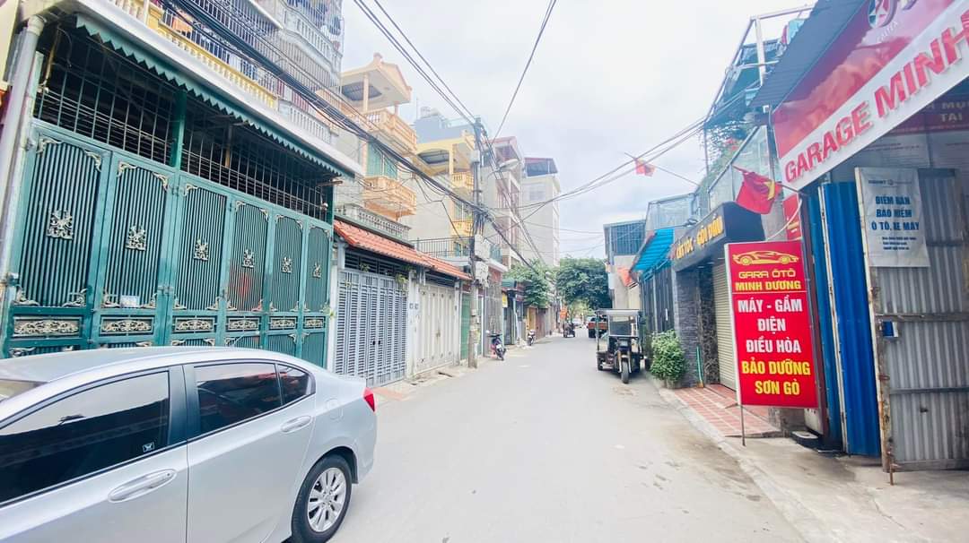 PHÂN LÔ ÔTÔ TRÁNH-KINH DOANH ĐỈNH MỌI LOẠI HINH-LẠC LONG QUÂN-XUÂN LA-TÂY HỒ-DT 81m2-4T-MT 4,2m-Nhỉnh 12 tỷ.