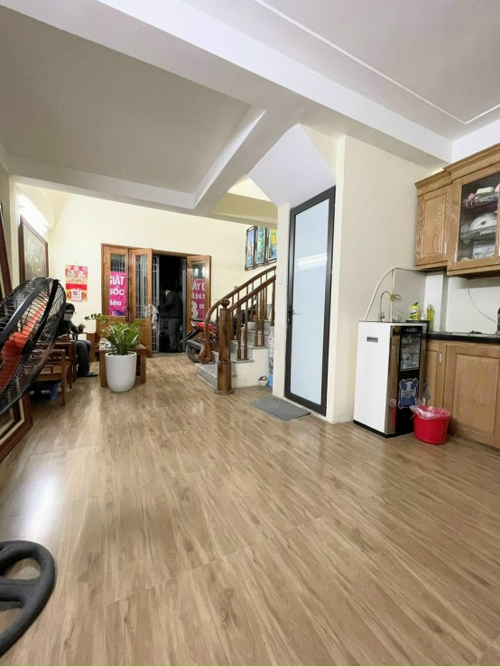 Bán nhà Nghĩa Dũng, Mặt Chợ , Kinh Doanh Đỉnh, Ba Đình, diện tích 80m2 mặt tiền 5m giá 15tỷ.