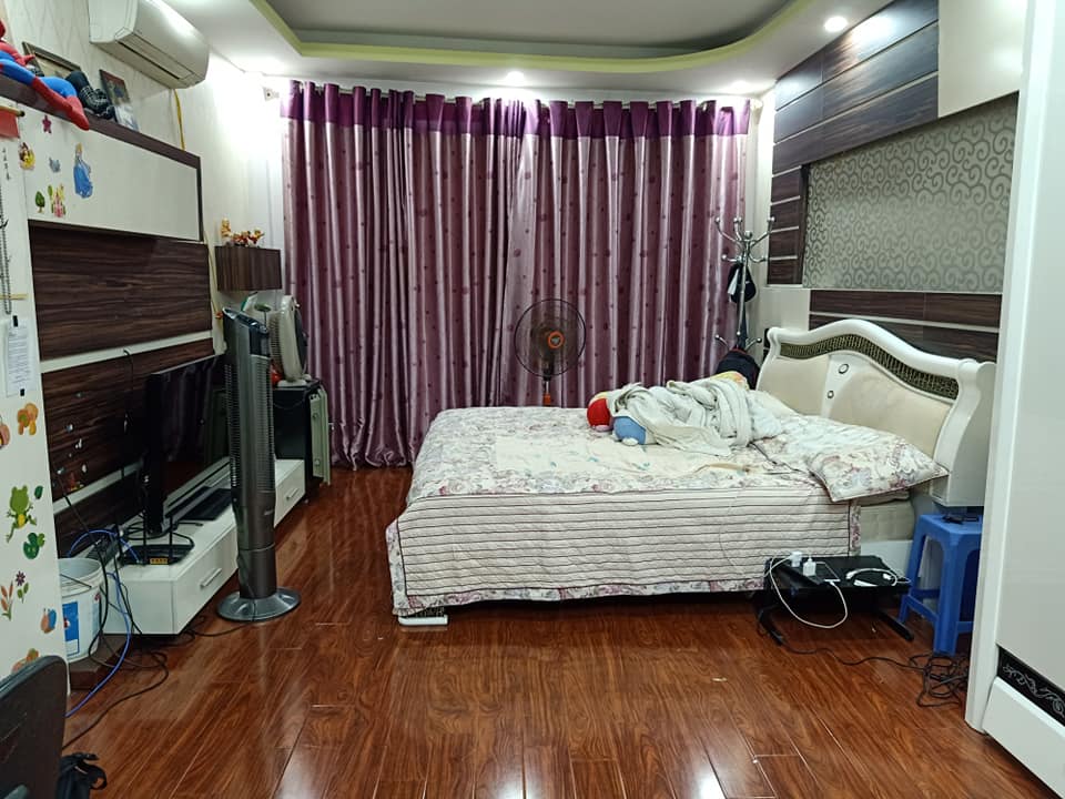 Bán nhà vip nhất Thanh Xuân, Hoàng Văn Thái, bảo vệ 24/24, 80m2, ô tô tránh, giá 15.5 tỷ