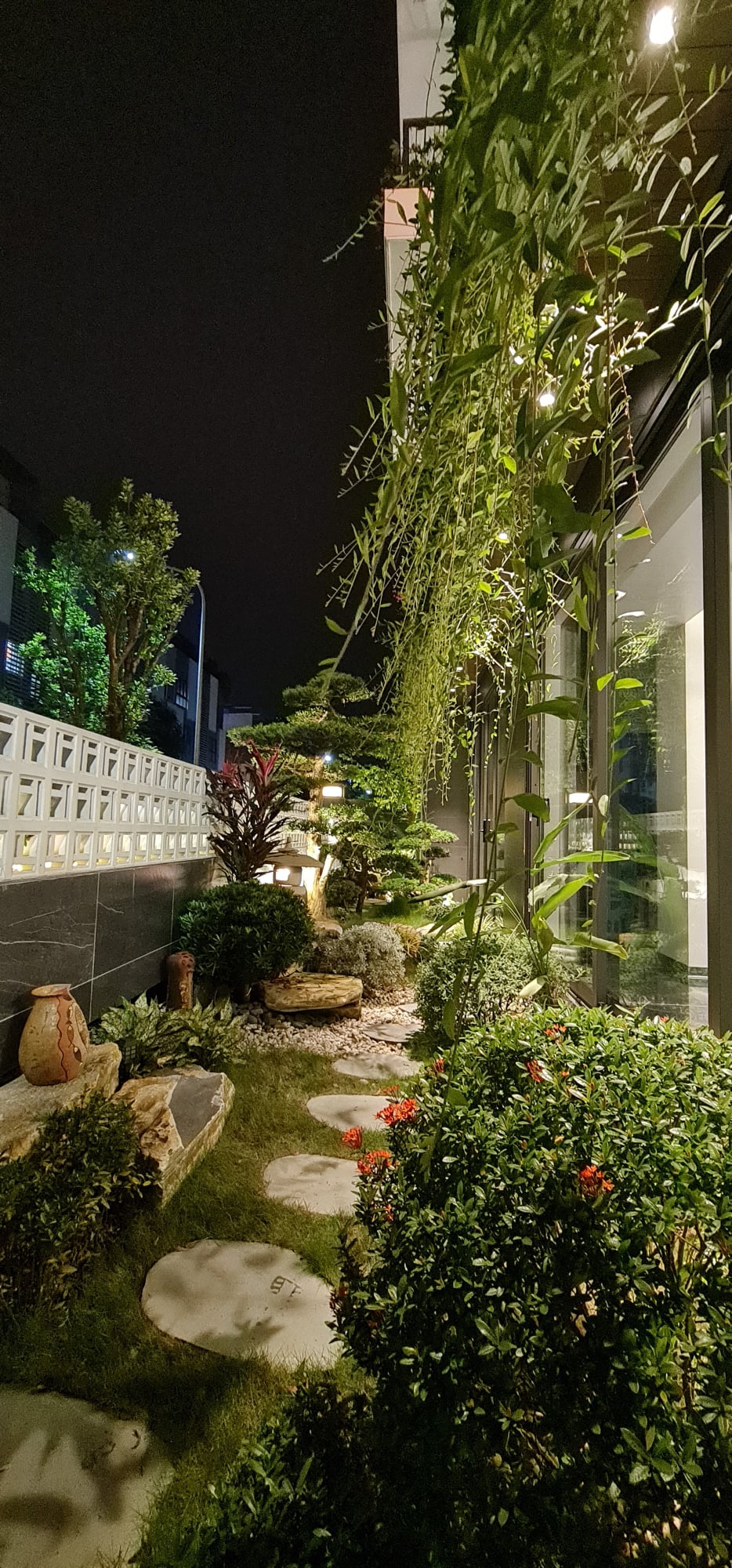 siêu phẩm mặt phố giảng võ 60m2 x 7 tầng tháng máy,giá cực hiếm,vị trí quá đẹp