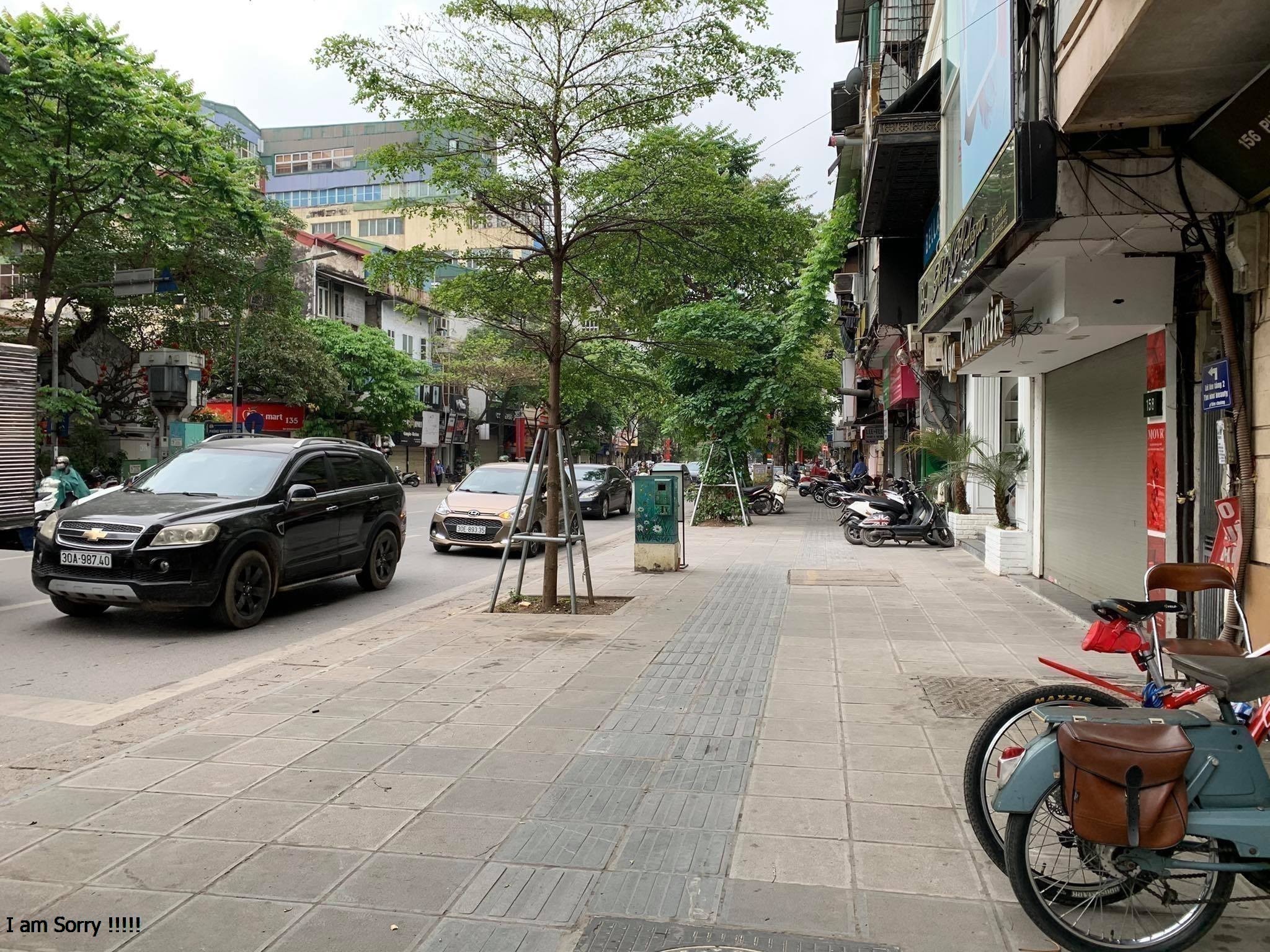 Bán nhà mặt phố Bùi Ngọc Dương quận Hai Bà Trưng 150m 25 tỷ lô góc vỉa hè vòng quanh hái ra tiền