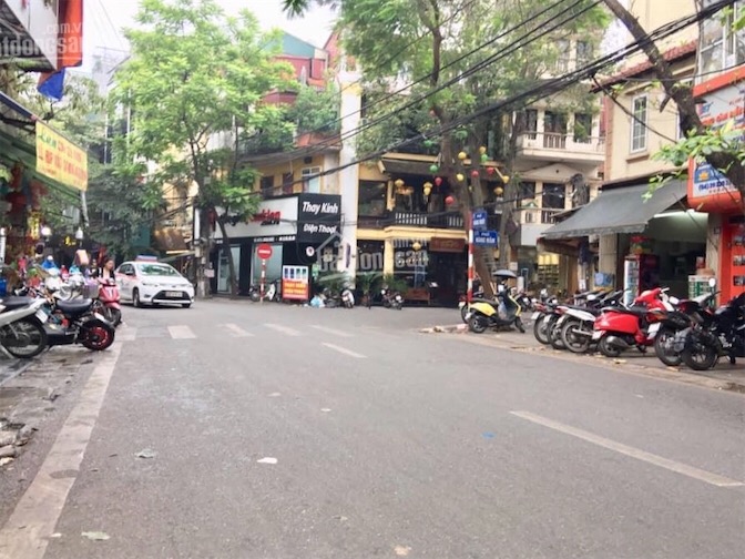 BÁN NHÀ MẶT PHỐ TRUNG TÂM HOÀN KIẾM CHƯA ĐẾN 400TRIỆU/M2 - VỪA KINH DOANH VỪA Ở