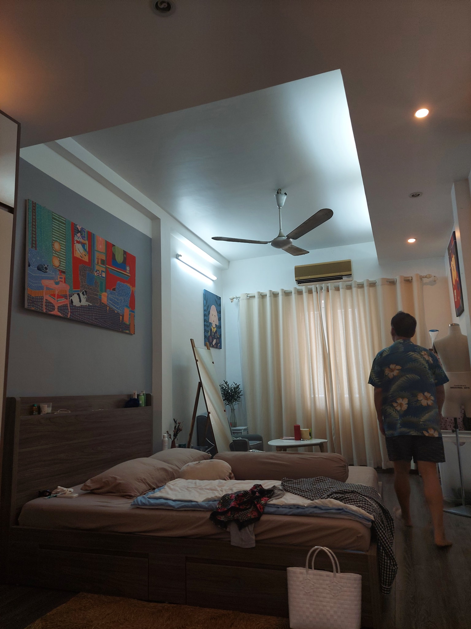 Bán Biệt thự đường Tây Hồ, VIP, DT350m2x6 tầng, sân vưởn, MT18m, giá 85 tỷ