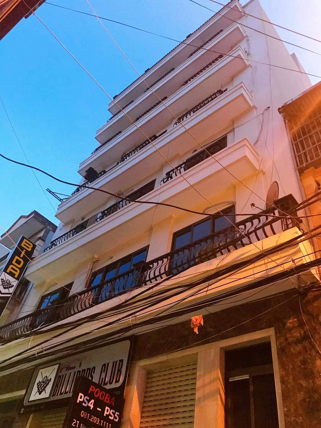 MẶT PHỐ KINH DOANH-ÔTÔ VỈA HE-DÒNG TIỀN CAO- NGUYỄN VĂN TRỖI- HÀ ĐÔNG-DT 178m2-9T-MT 11m-Giá 34,5 Tỷ.