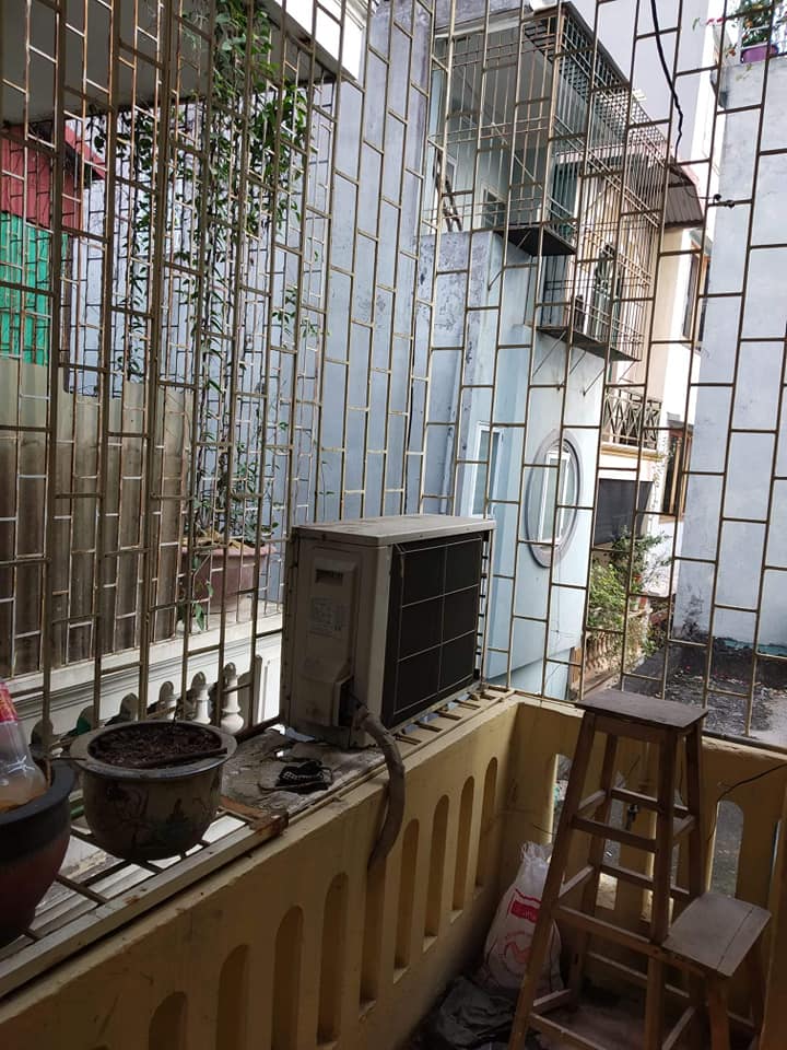 Bán nhà Hoàng Hoa Thám 80m 5T, oto tránh, gara, thang máy, kinh doanh, chỉ 12 tỷ