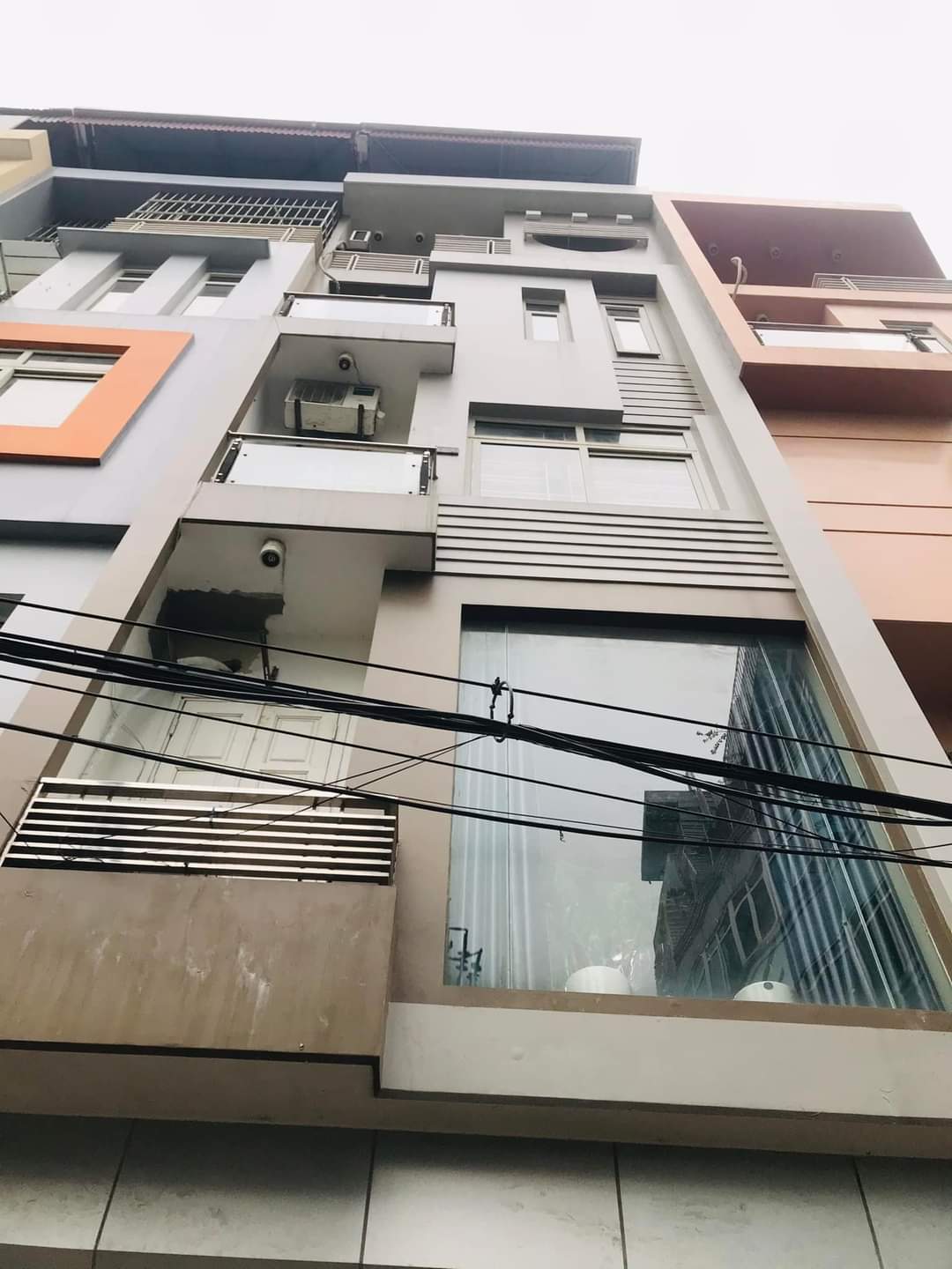 ÔTÔ TRÁNH-KINH DOANH- TRẦN DUY HƯNG-CẦU GIẤY-DT 62m2-5T-MT 4,7m-Giá 15 tỷ.