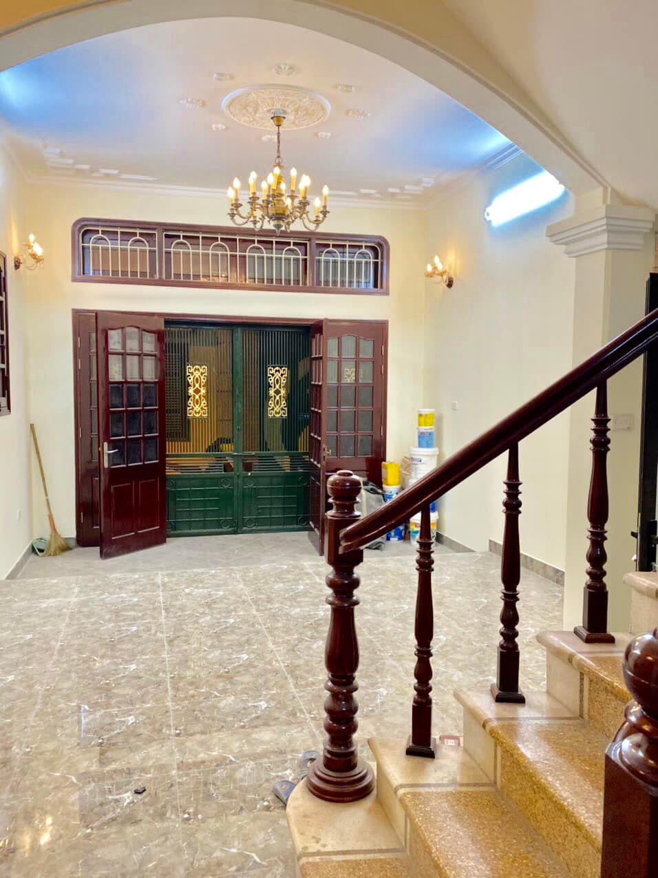 Sổ đỏ chính chủ, nhà đẹp đón Tết, 45m2 MT 4,5 ở Bùi Xương Trạch, Thanh Xuân, giá 5,5 tỷ