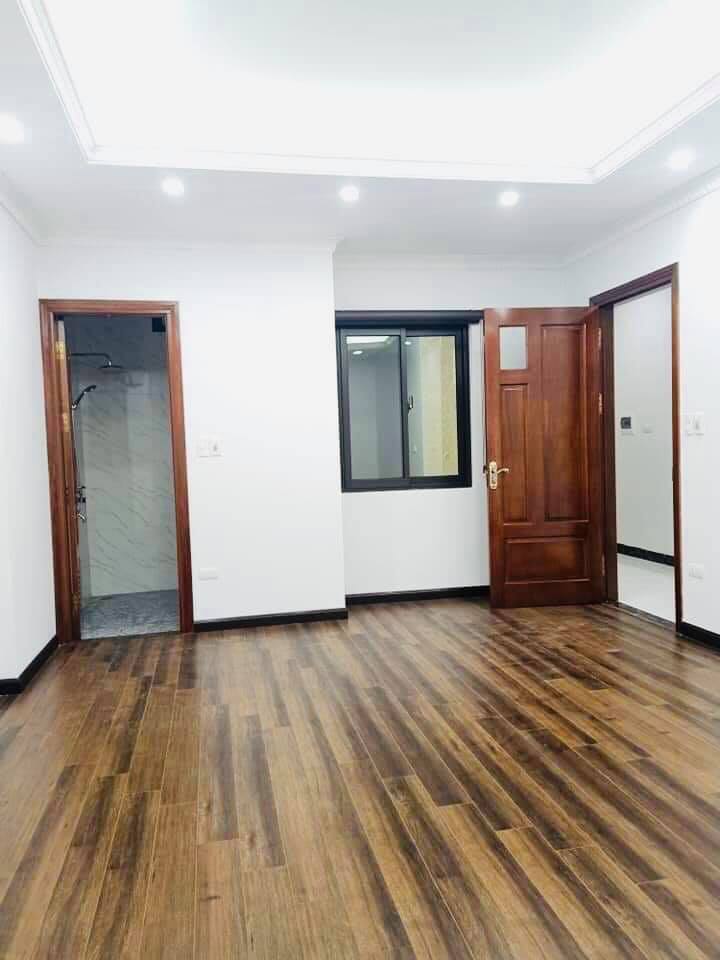 102m2