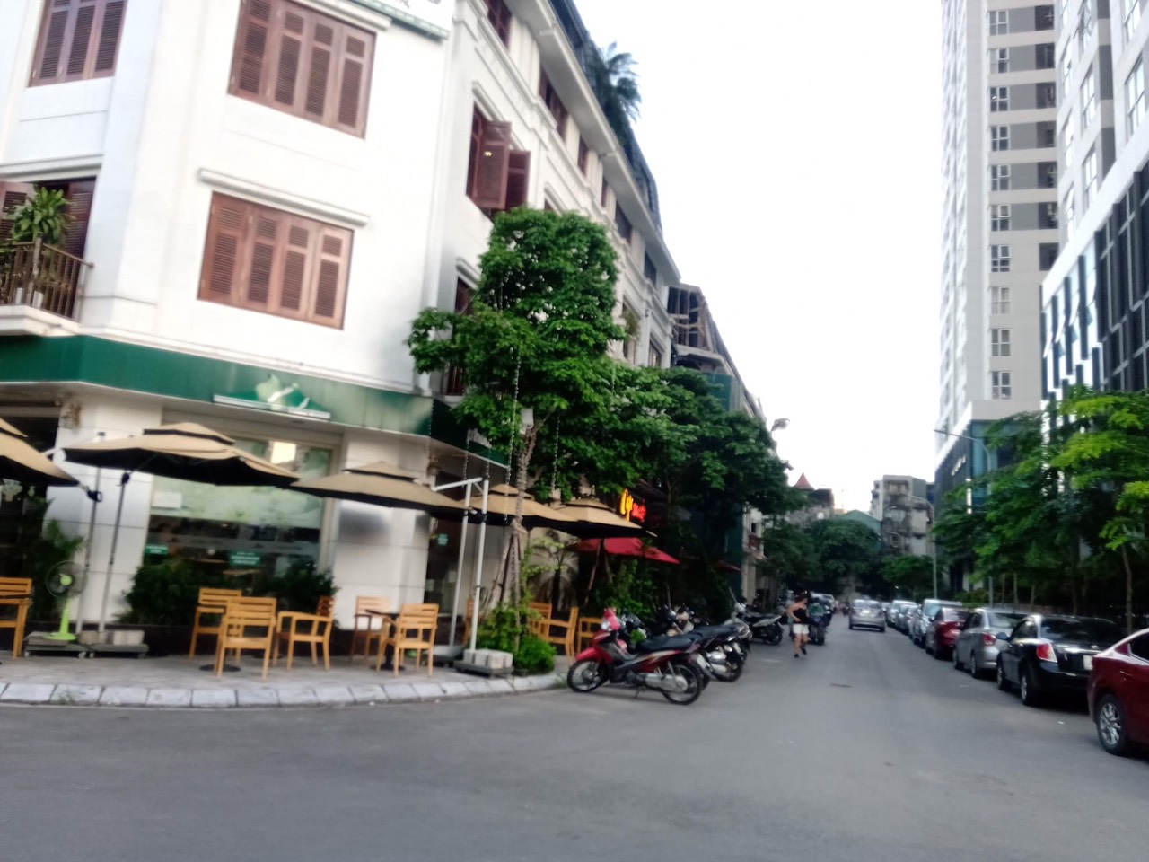 Bán Nhà trung yên trung hòa cầu giấy, 212m2, MT 8.5m, 5 Tầng, Giá 43 Tỷ