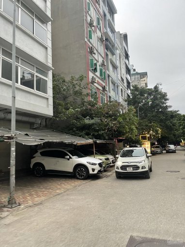 Bán đất phố Dương Khuê, kinh doanh, vỉa hè đá bóng, DT 109m2, MT 10m, giá 21,9 tỷ